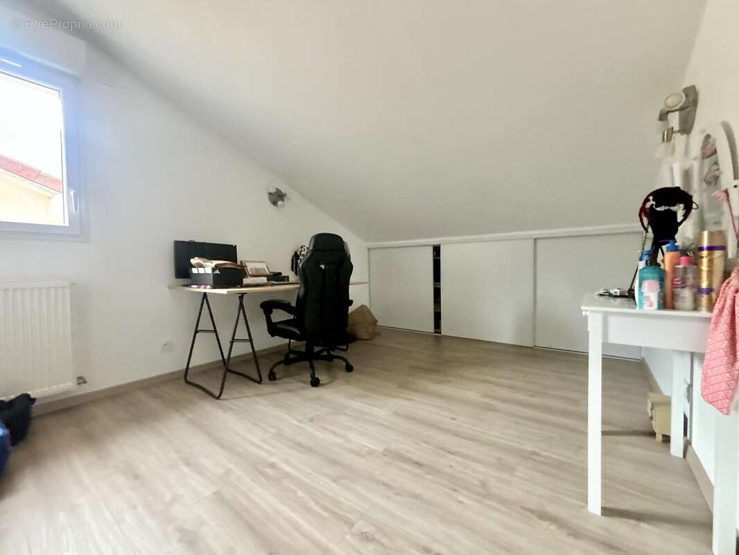 n°4 - Appartement à CLAIX