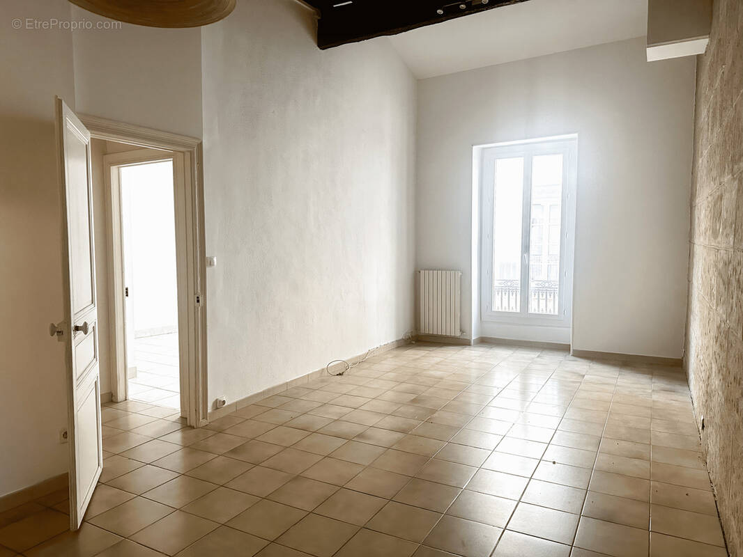 Appartement à NIMES