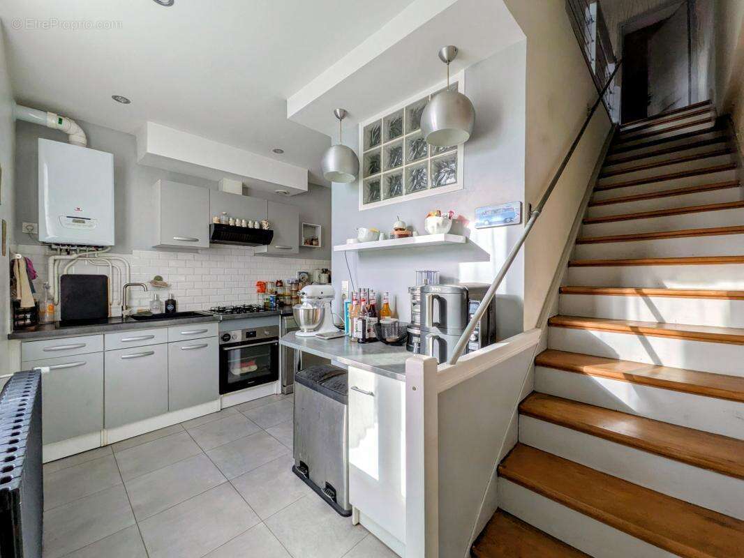 Maison à CINQ-MARS-LA-PILE