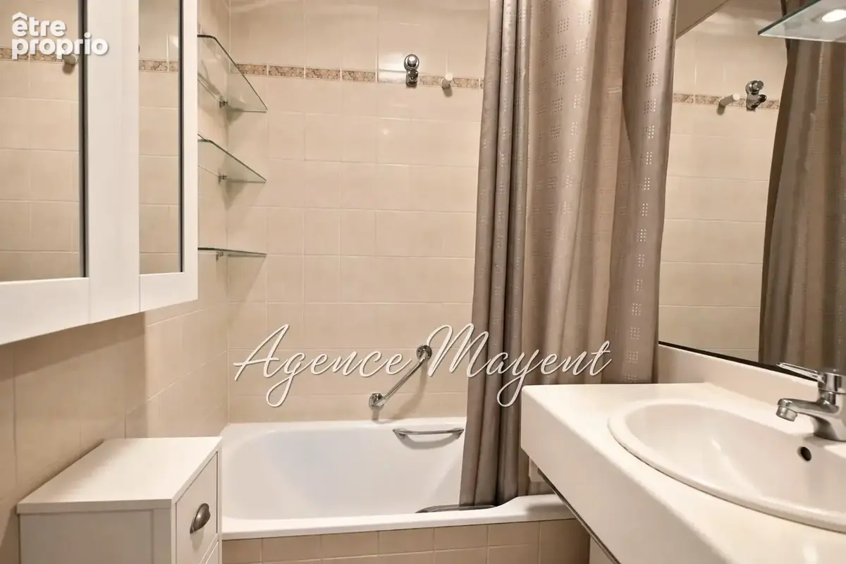 Appartement 3 pièces 43 m² à vendre à Cannes (06400) - photo 5