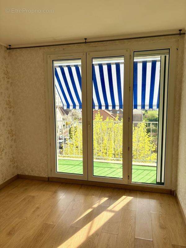 Appartement à RUEIL-MALMAISON