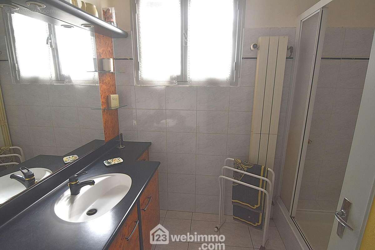 Maison à PLOUNEVEZ-QUINTIN