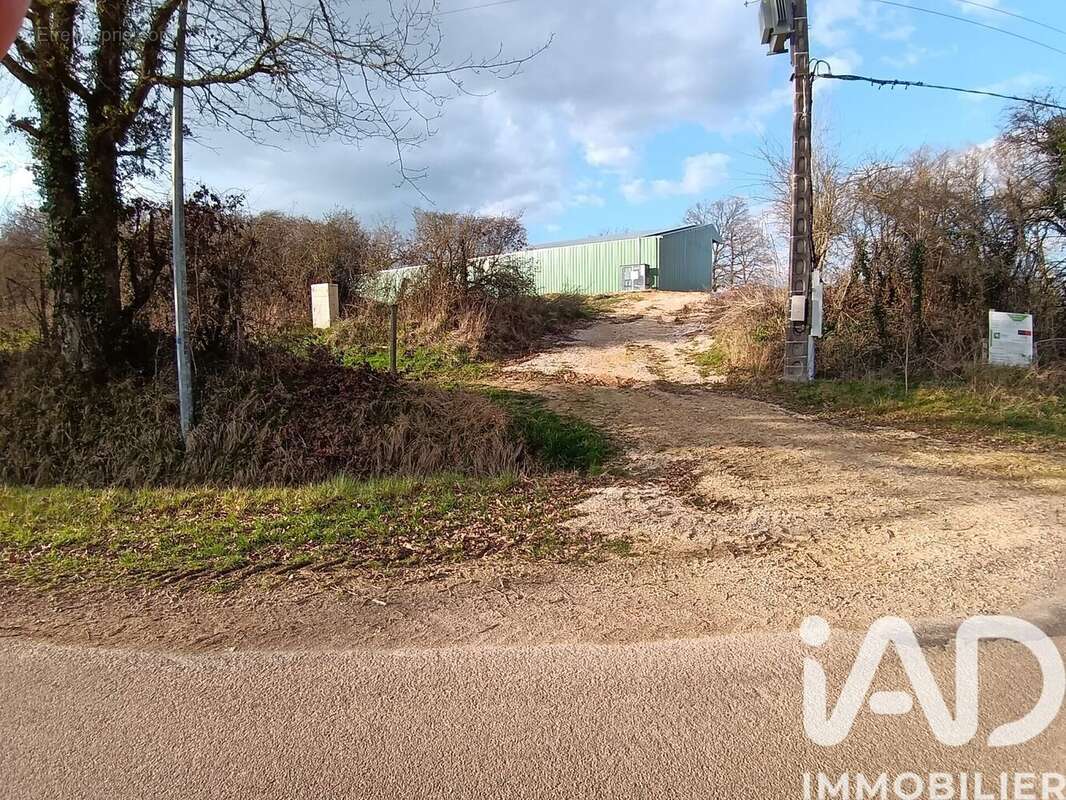 Photo 9 - Terrain à VILLIERS-SAINT-BENOIT