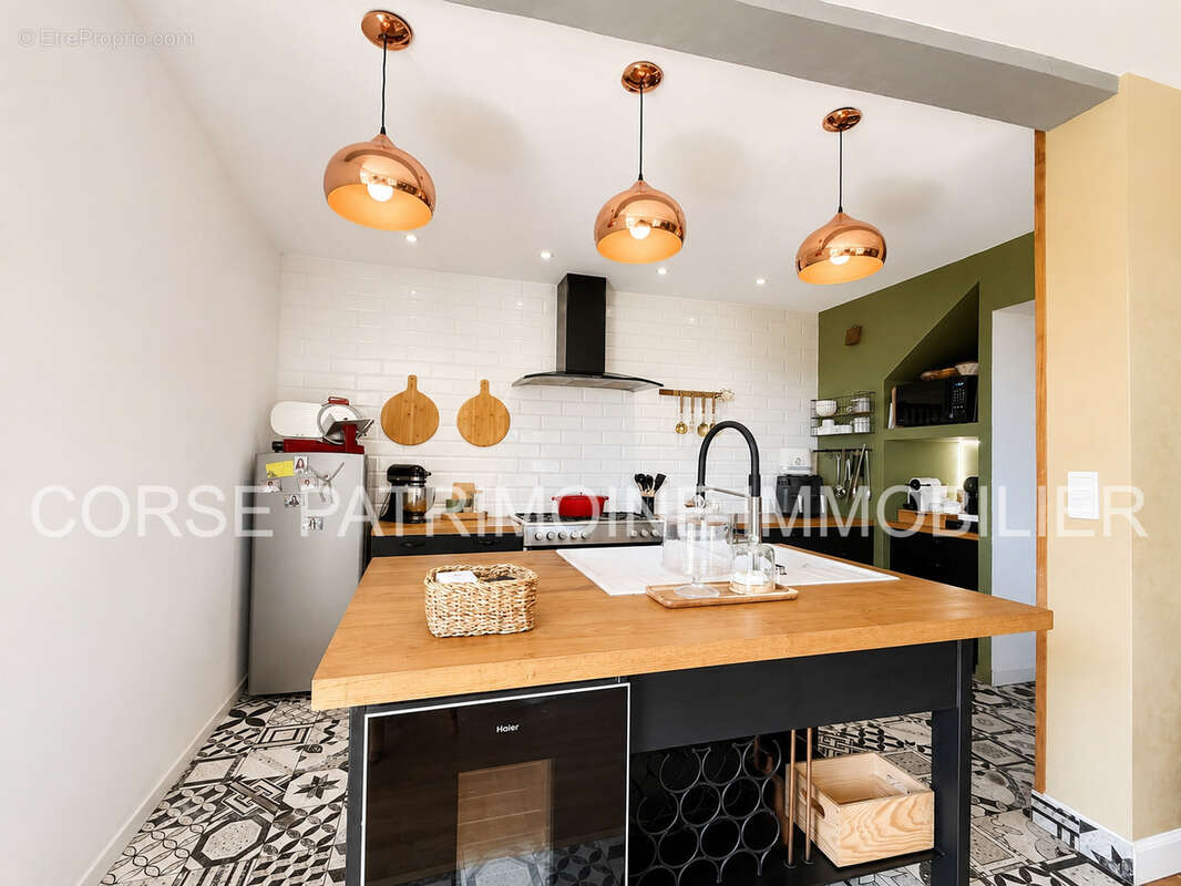 Maison composée de deux appartements indépendants sur les hauteurs de Folelli - photo 11