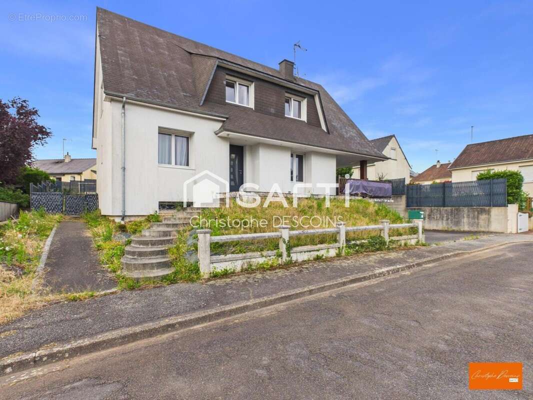 Maison 140 m² à Mayenne  - photo 2
