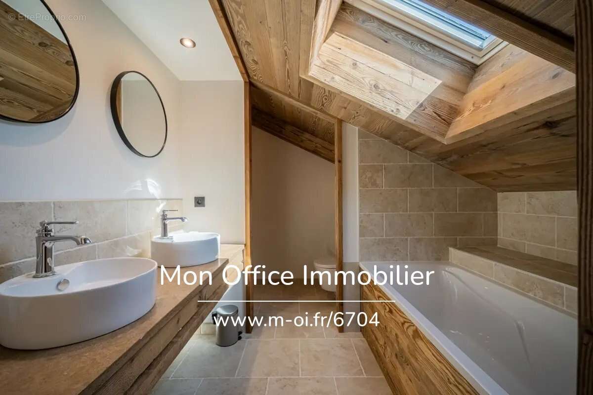 Référence : 6704-TCA. - Ensemble de 2 chalets neufs - DPE A et B - TVA récupérable - Frais de notaire à 2,5% - Mobilier inclus - photo 31