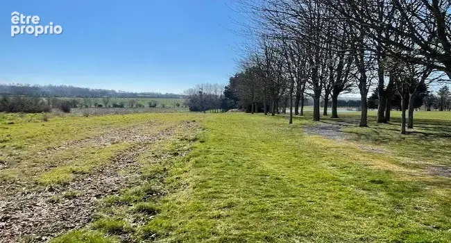 Photo Terrain à Port-En-Bessin-Huppain au prix de 81 600€