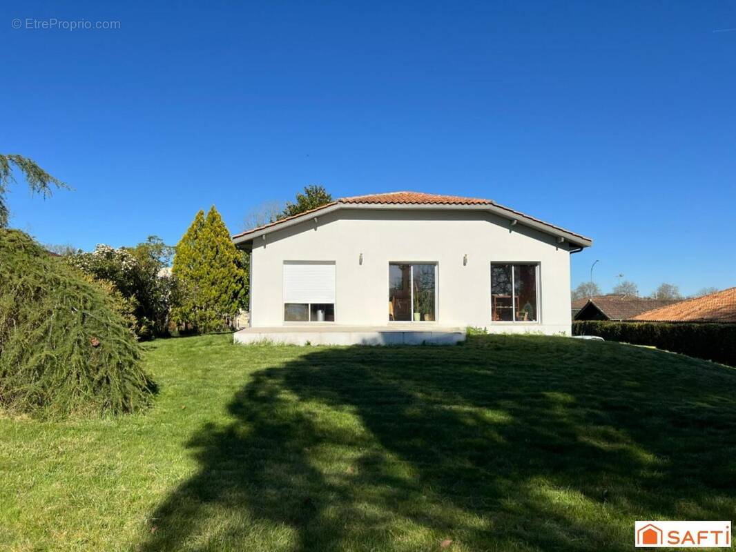 Photo 1 - Maison à LA BREDE