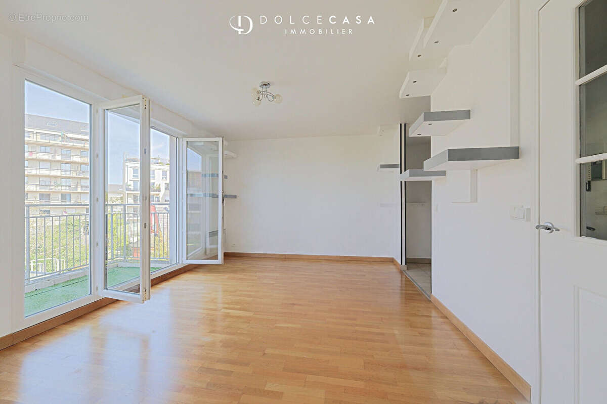 Appartement à LE PERREUX-SUR-MARNE