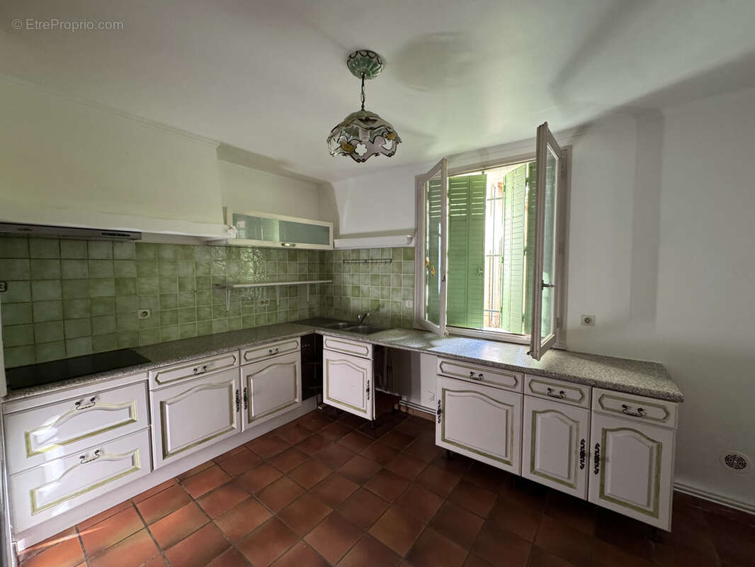 Maison à PERNES-LES-FONTAINES