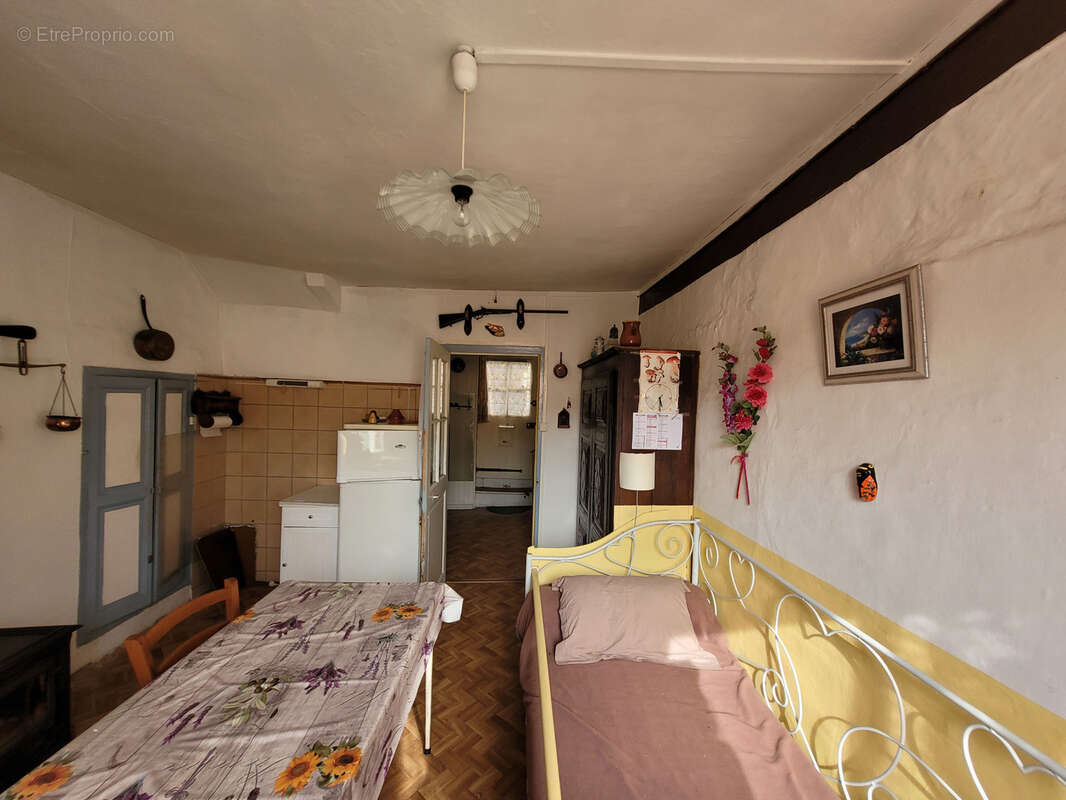 Maison à Saint-Laurent-De-Cerdans dans le Vallespir - photo 2