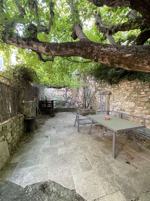 Maison à LE BARROUX