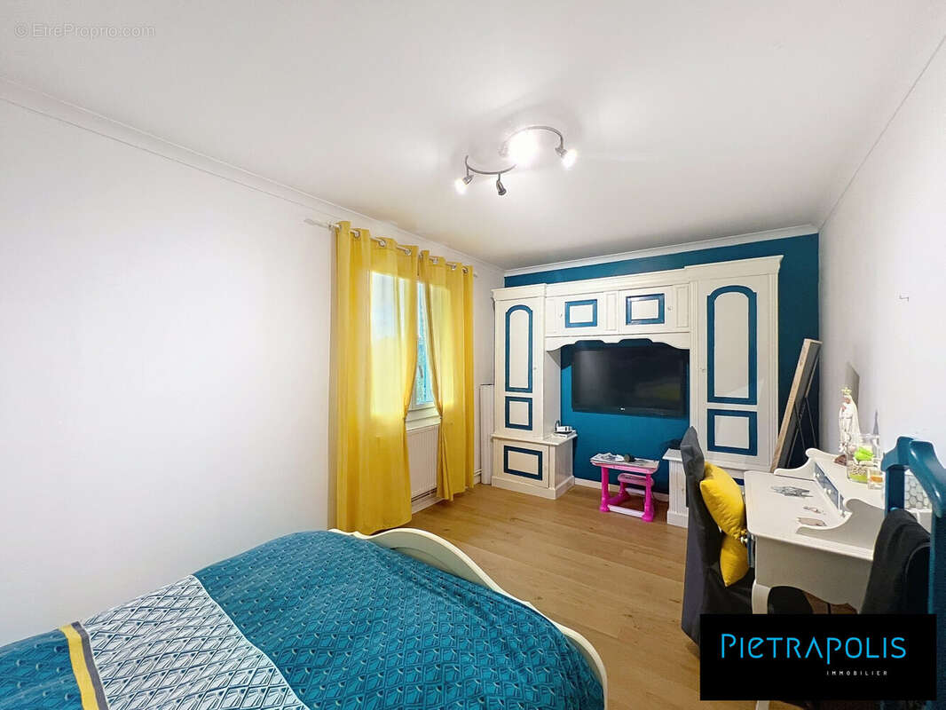 Maison à VILLETTE-D&#039;ANTHON