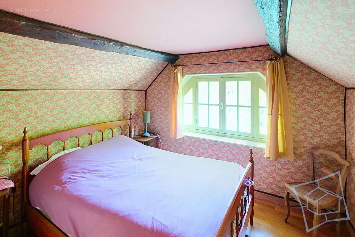 Maison à SAINT-FORGET