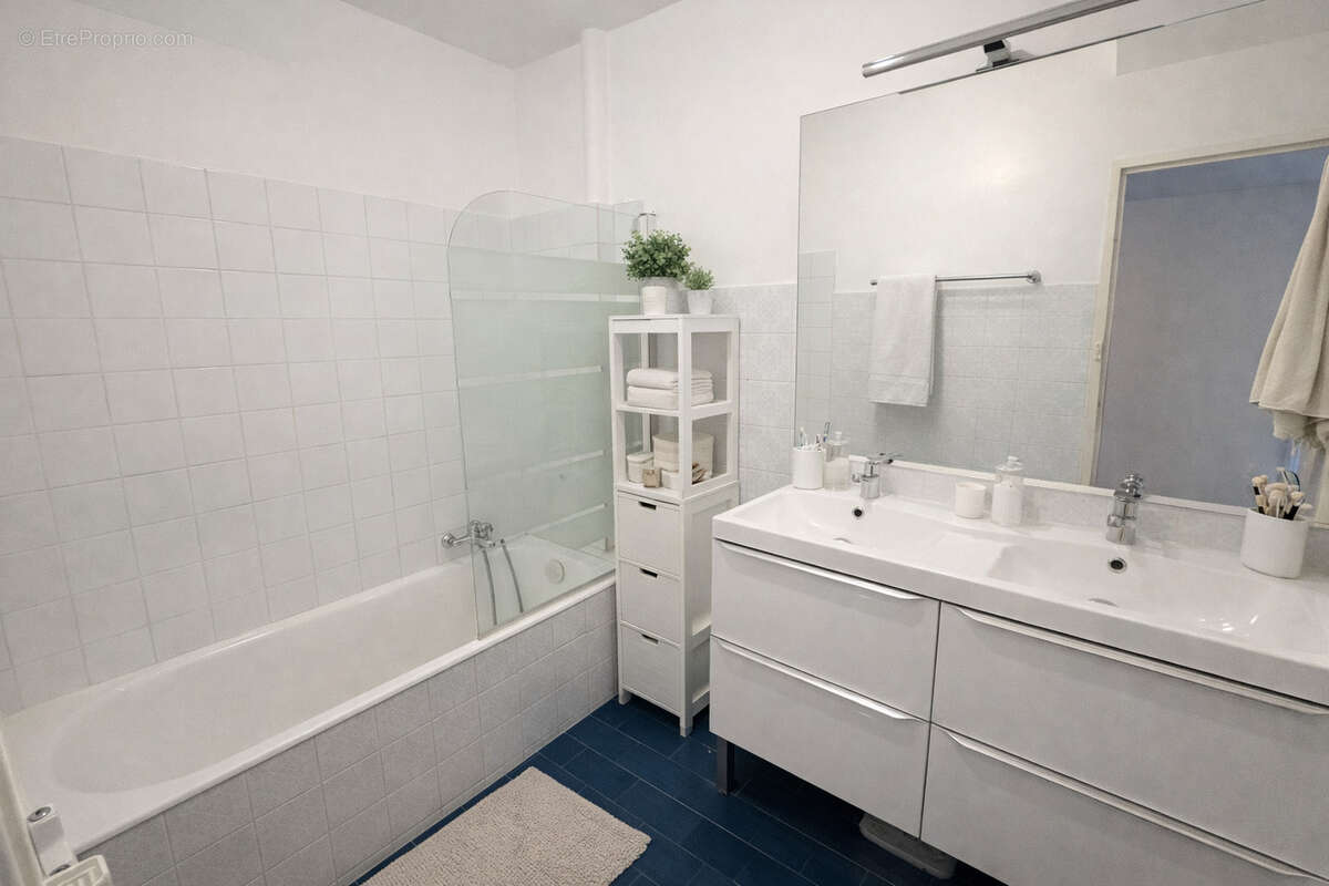 Appartement à MARSEILLE-9E