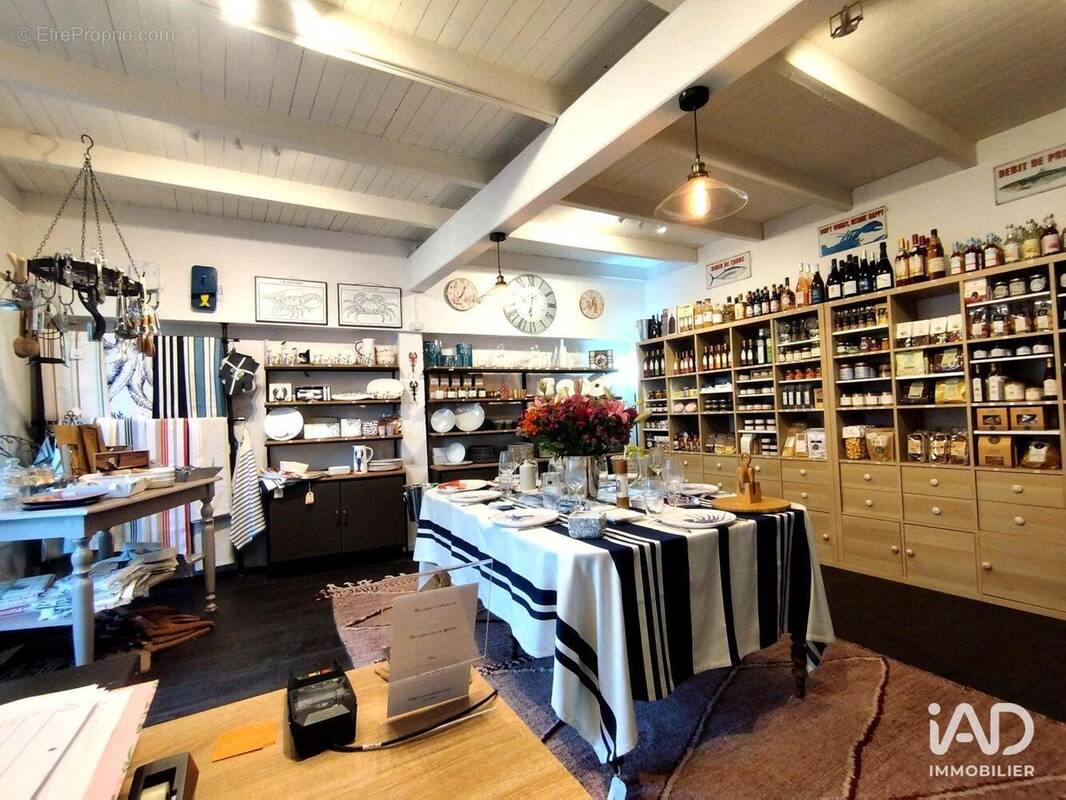 Photo 1 - Commerce à ARS-EN-RE