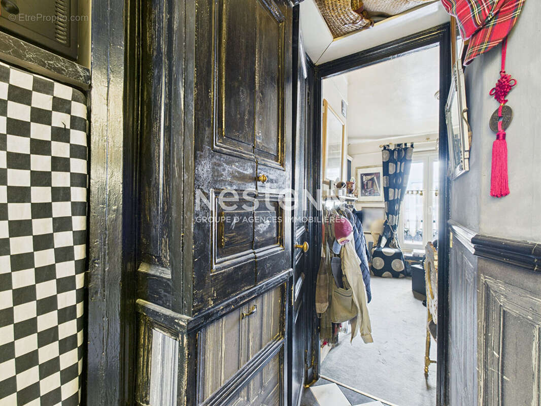 Appartement à PARIS-18E