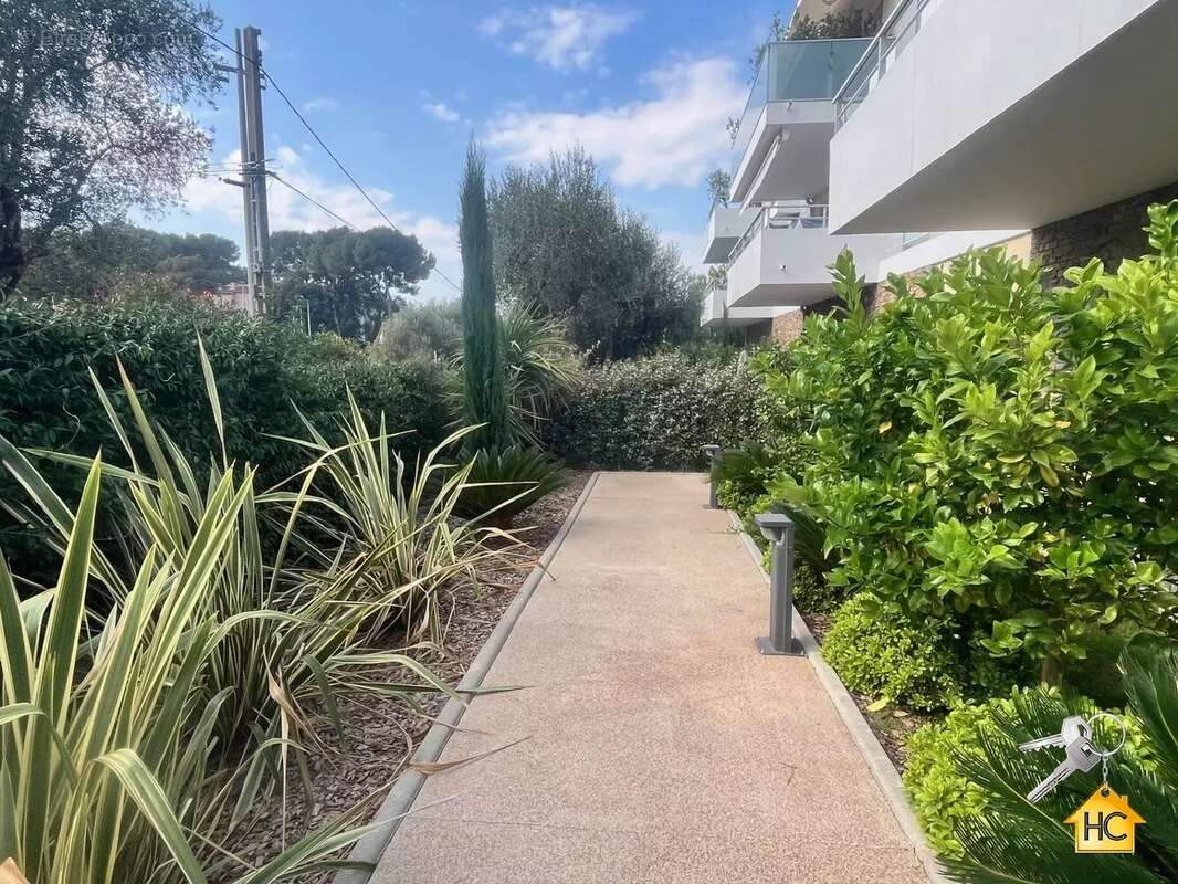 Appartement à LE CANNET