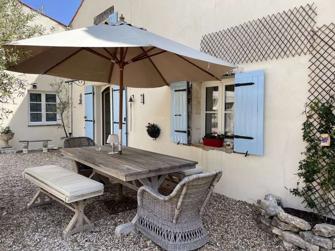 Maison à LA CROIX-COMTESSE