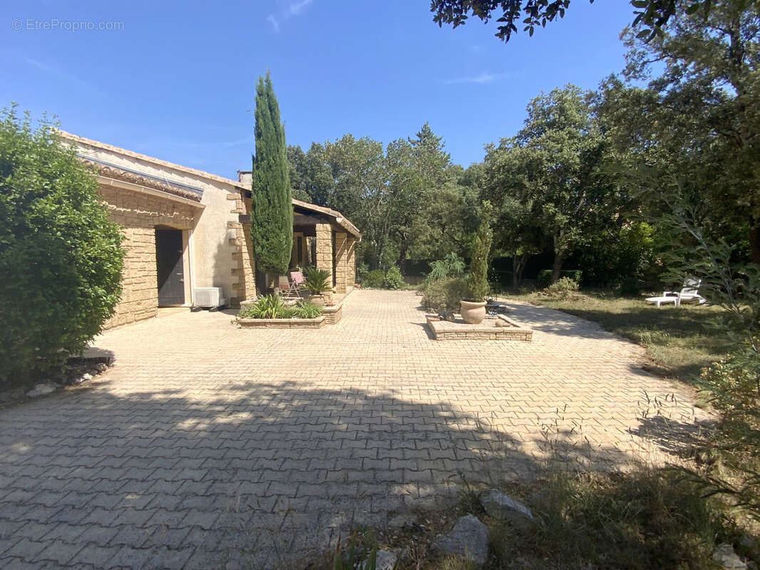 Maison à UZES