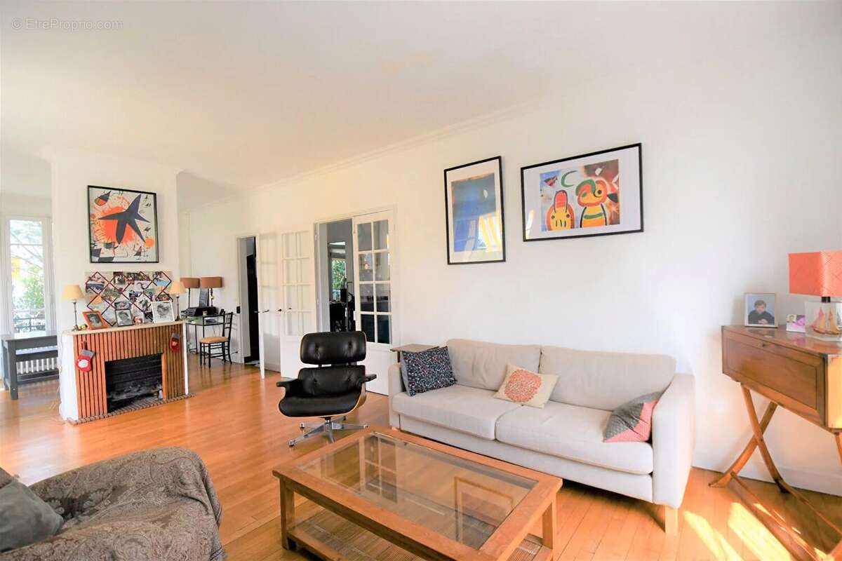 Maison à LE VESINET