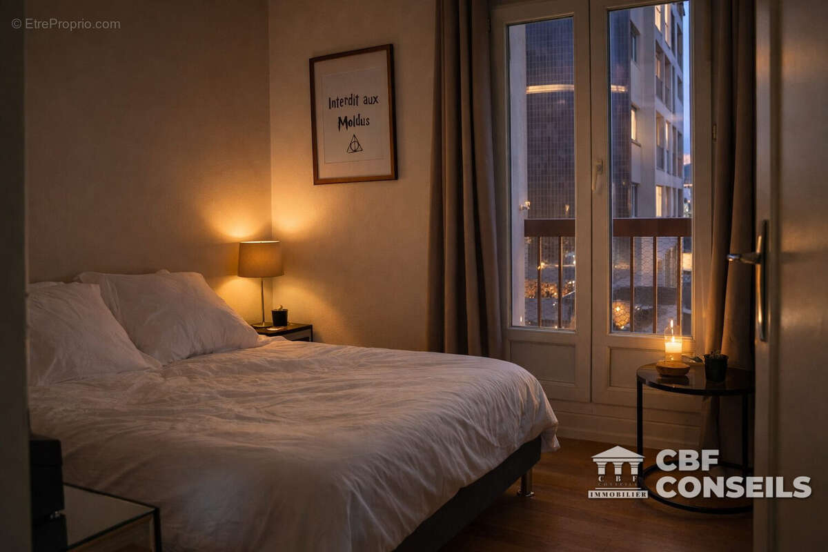 Chambre 2 de nuit - Appartement à CLERMONT-FERRAND