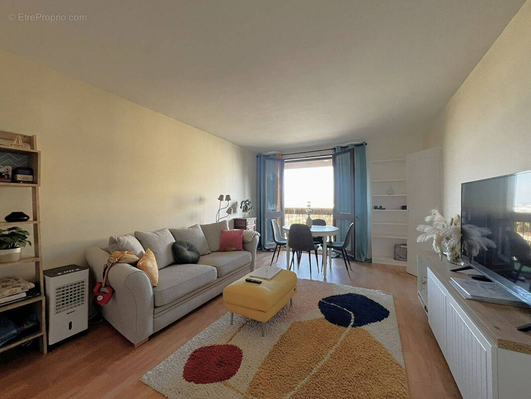 Appartement à COLOMIERS
