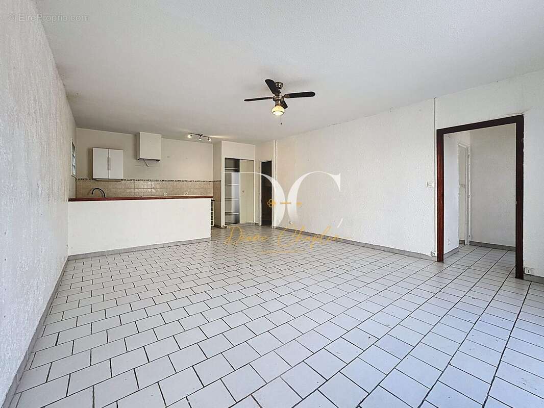 Appartement à MORIERES-LES-AVIGNON
