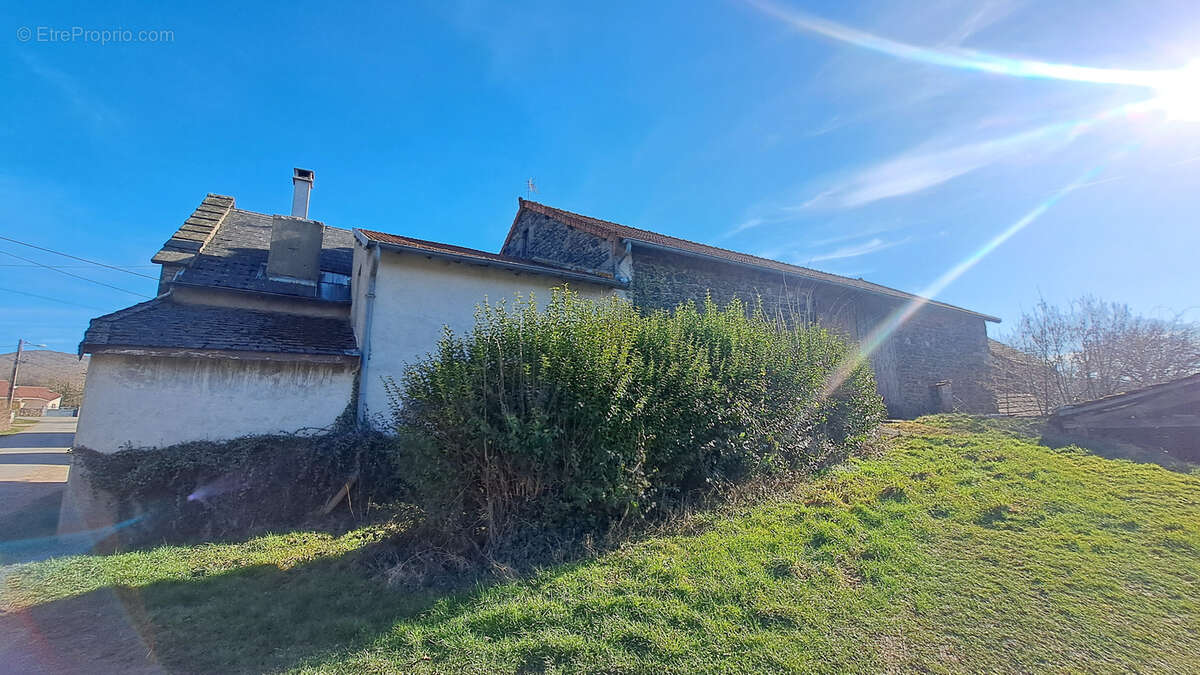 Maison à MANZAT