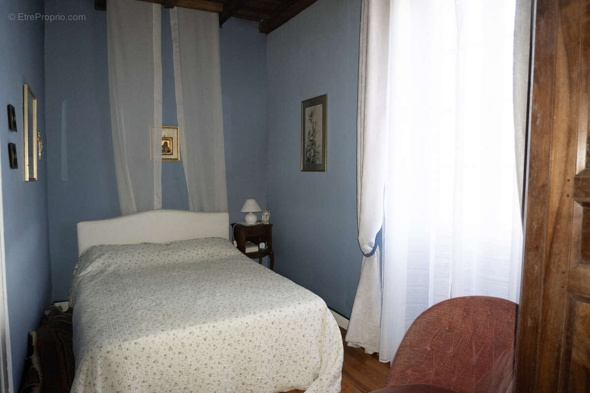 Maison à BRASSAC