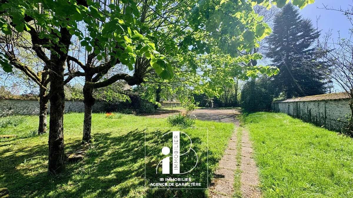 Maison à BOURRON-MARLOTTE