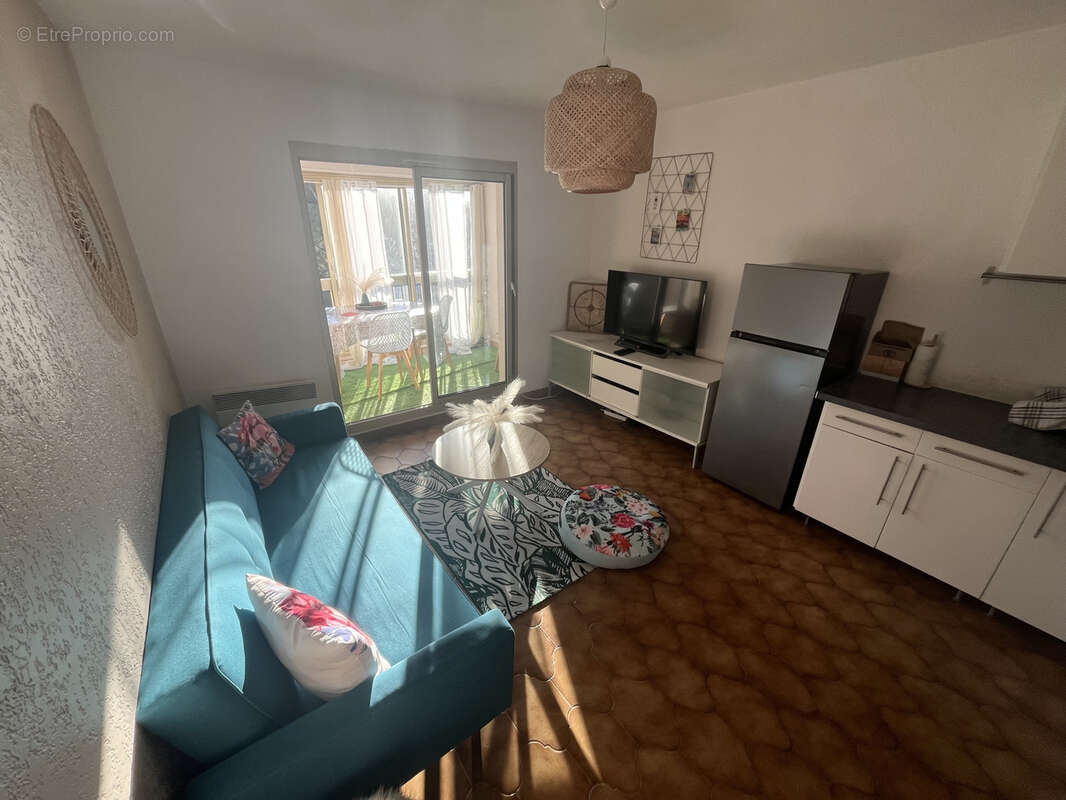 Appartement à SIX-FOURS-LES-PLAGES