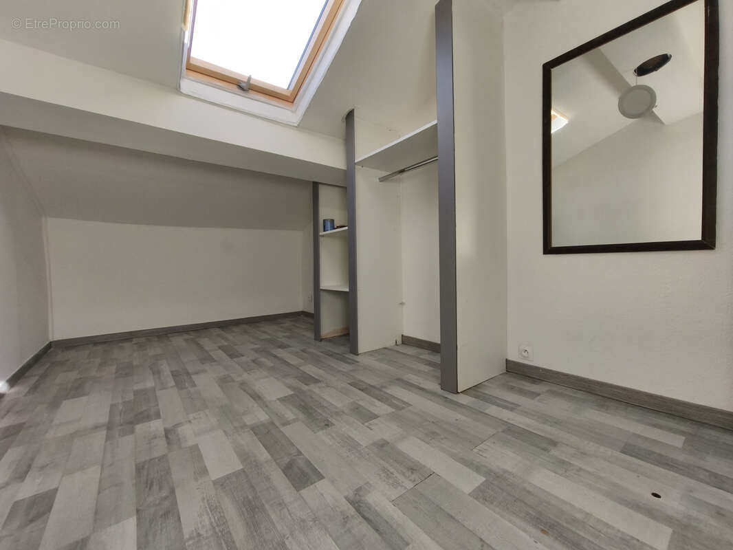 Appartement à VILLENEUVE-LES-BEZIERS