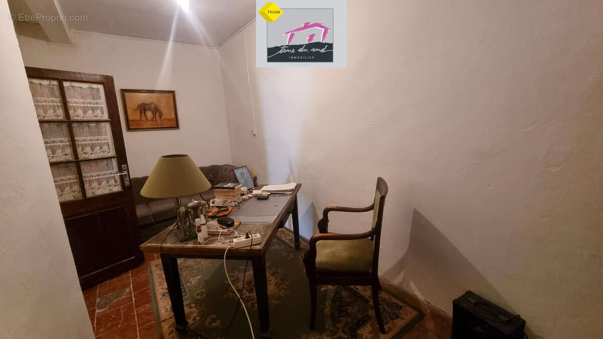 Maison à AZILLE