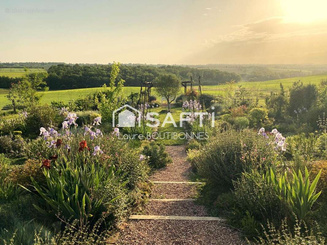 Photo 9 - Maison à SAINT-SULPICE