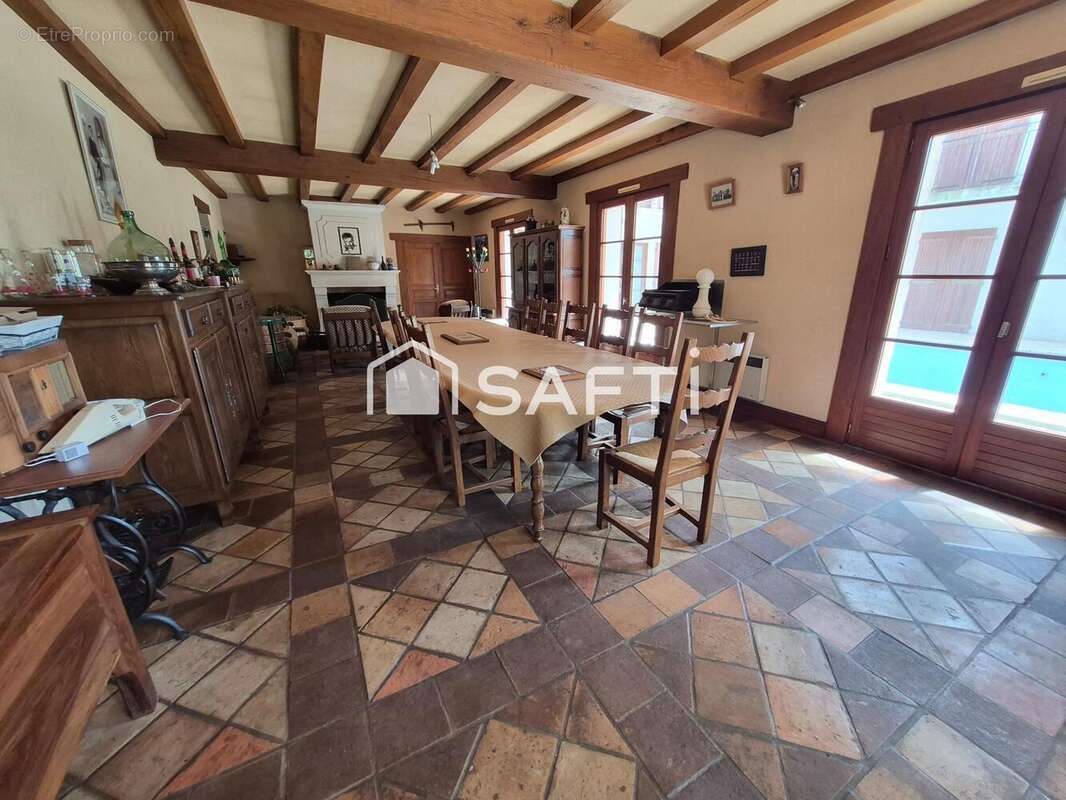 Maison 363 m² à Marce-Sur-Esves  - photo 6