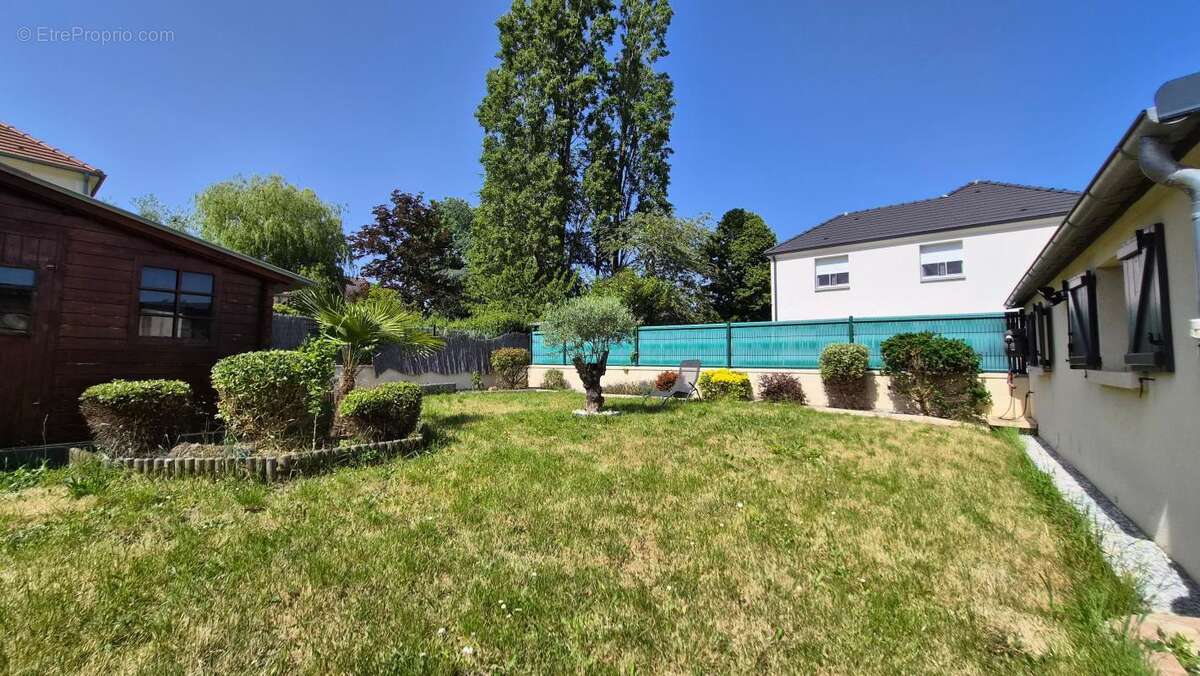 Maison à SAINT-GERMAIN-LES-ARPAJON