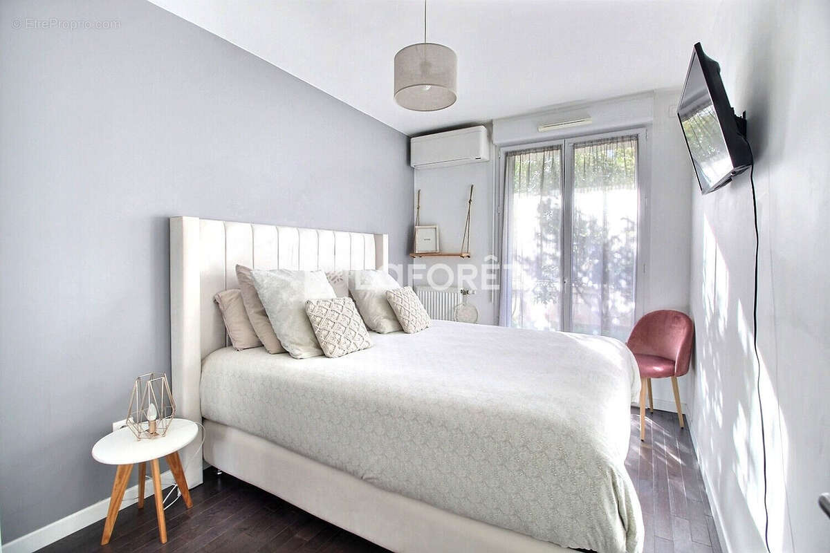 Appartement à GENNEVILLIERS