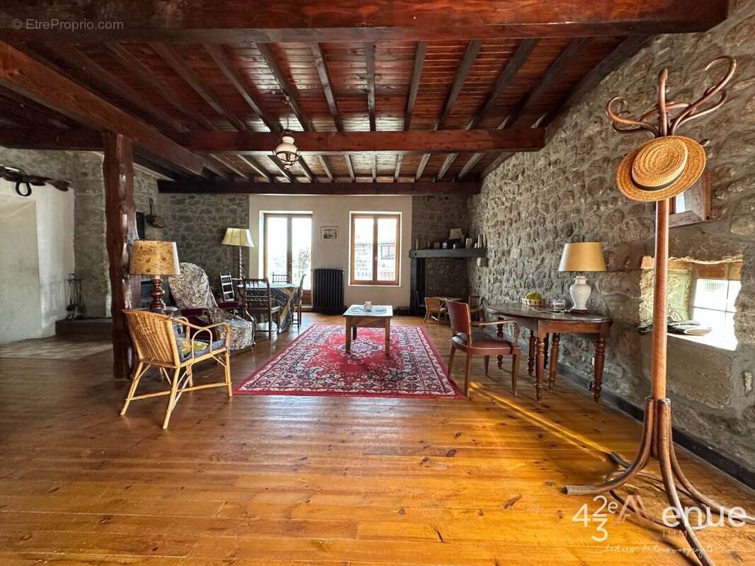 Maison à LA VERSANNE