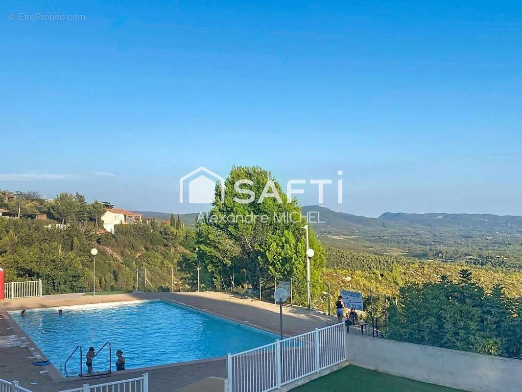 Photo 5 - Maison à LE CASTELLET