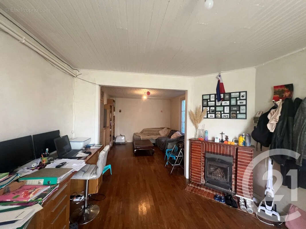 Maison 130 m² à Arpajon-Sur-Cere  - photo 11