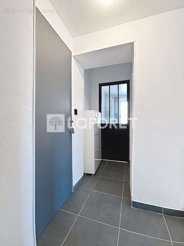 Appartement à COUBRON