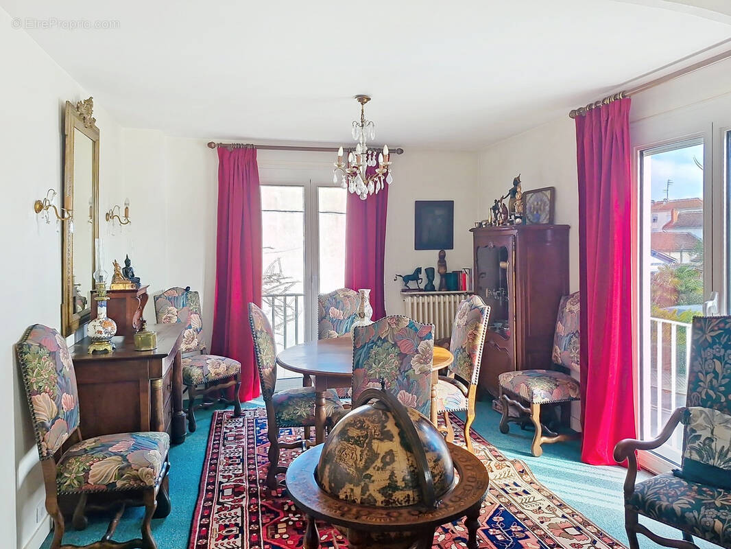 Maison à SAINTE-FOY-LA-GRANDE