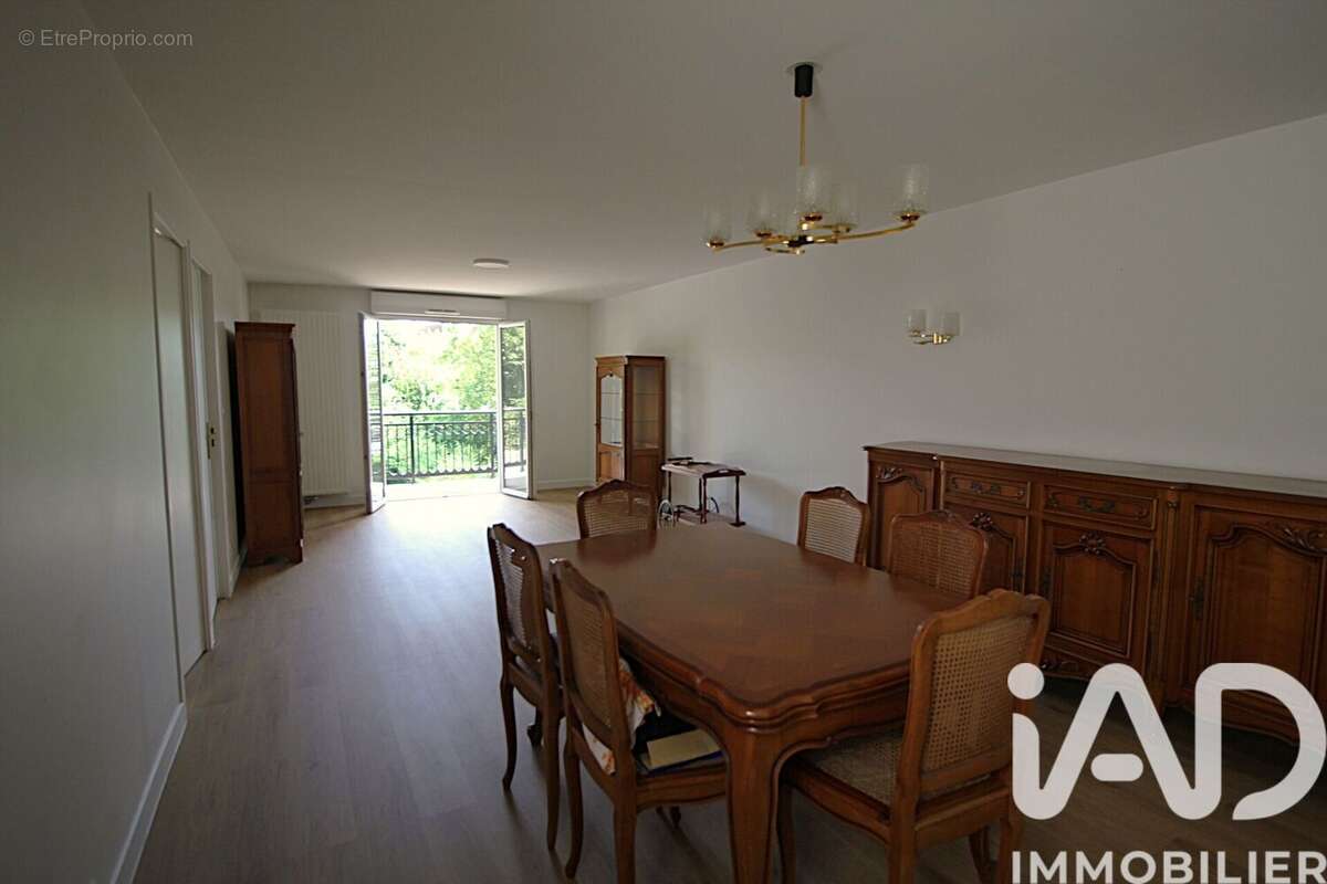 Appartement 70 m² à Boissy-Saint-Leger  - photo 6