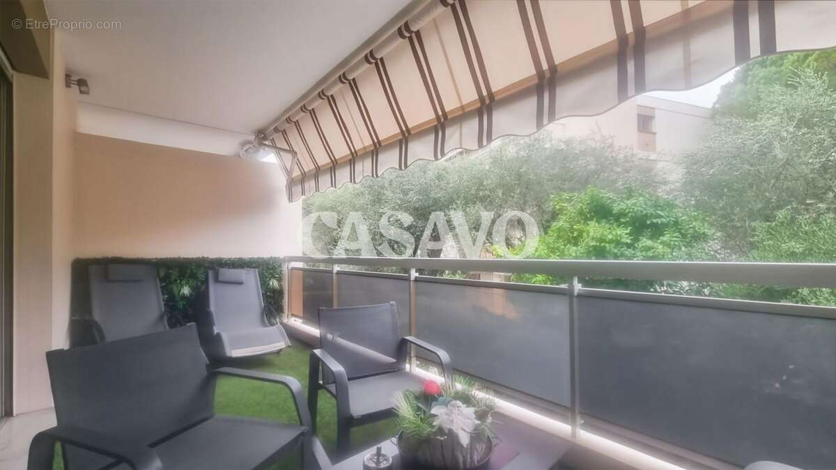 Appartement à LE CANNET