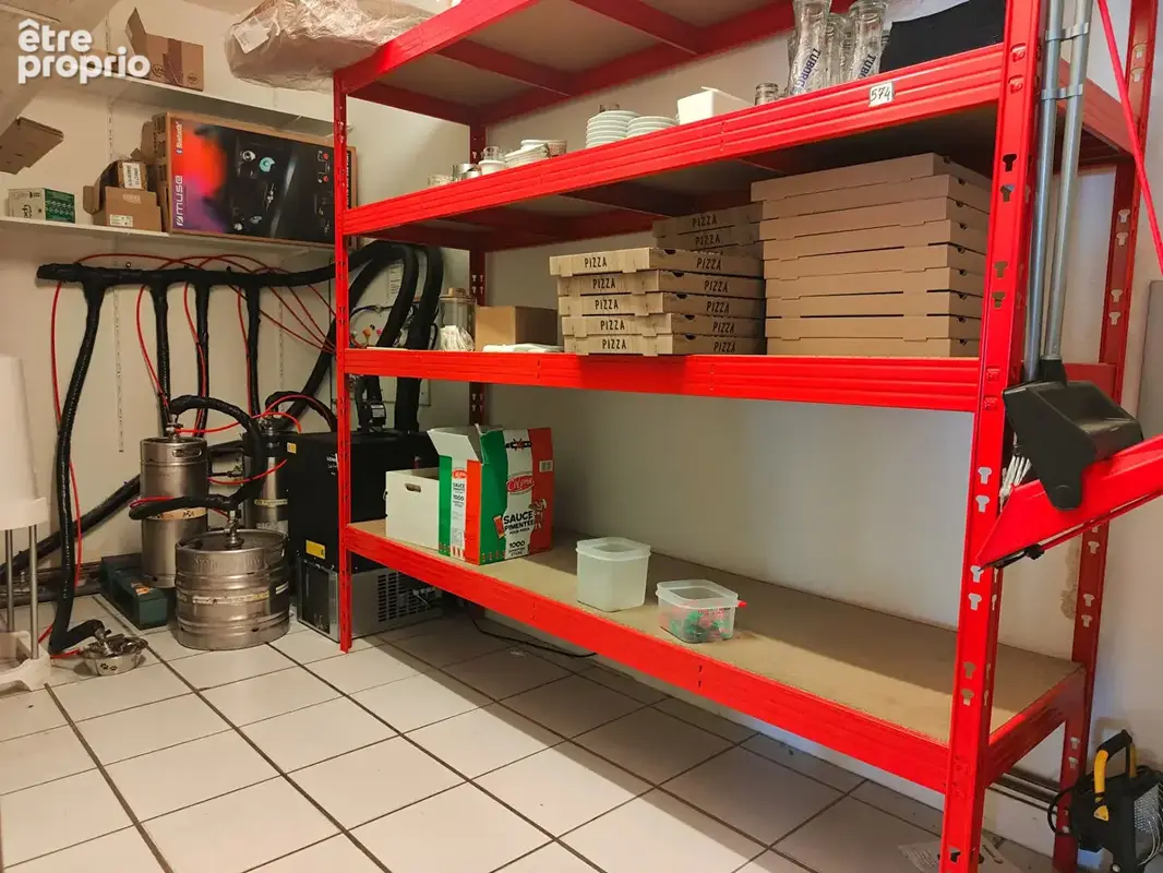 Local commercial Dissay 355 m2 - photo 7