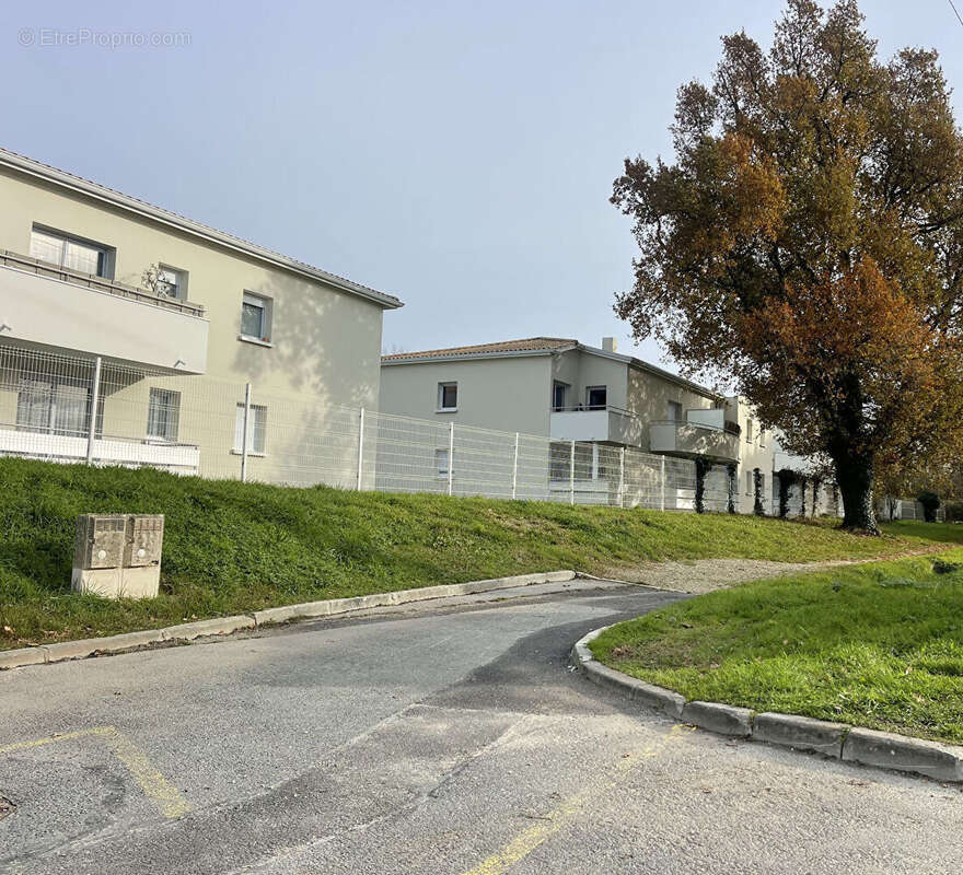 Appartement à FARGUES-SAINT-HILAIRE