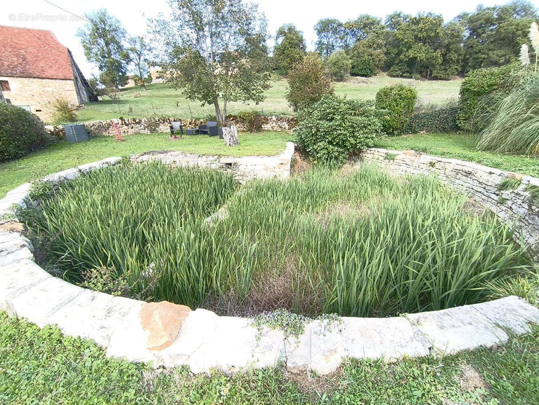 Maison à LISSAC-ET-MOURET