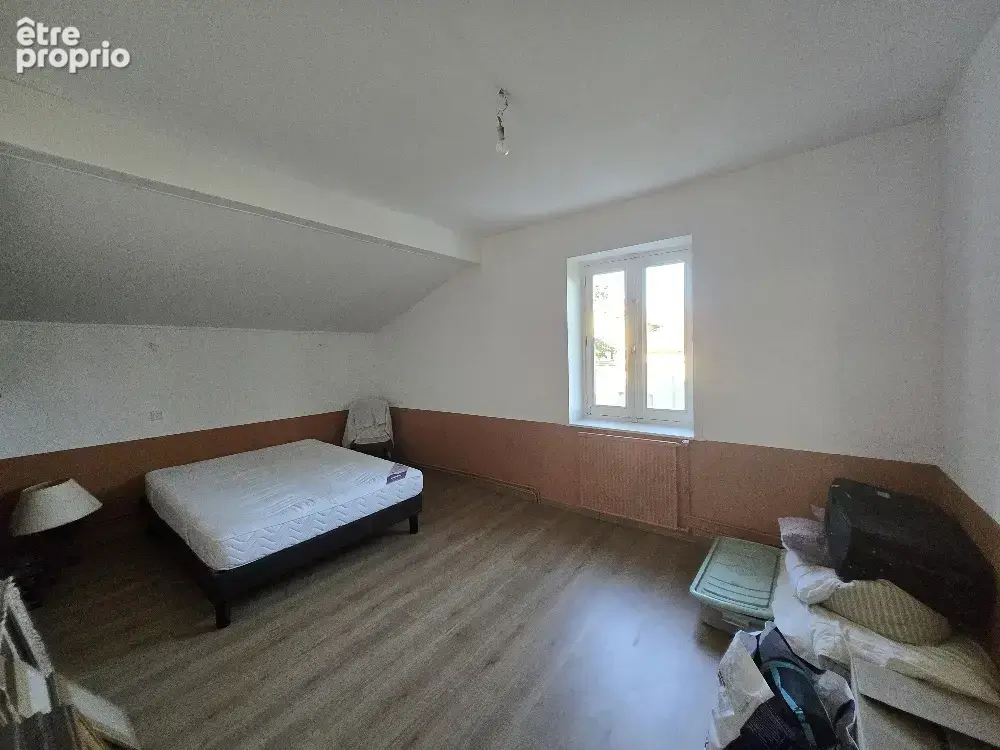 Maison familiale de caractère à Chaponost, 244 m2 habitables (304 m2 au sol total) sur terrain clos et arboré - photo 18