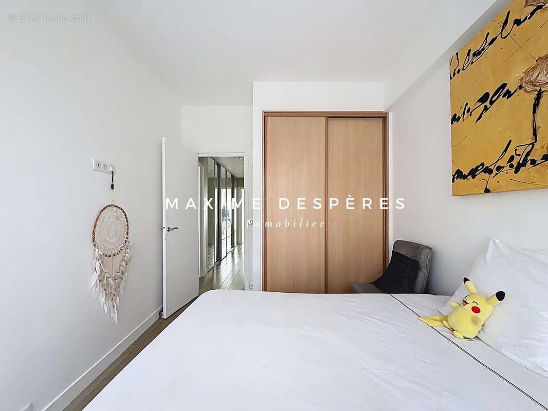 Appartement à NEUILLY-SUR-SEINE